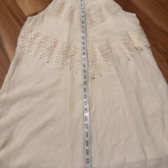 Chic Cream Lace Women's Tank Top - Picture 4 of 7